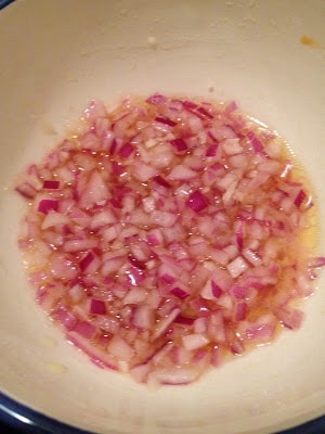 Mediterranean-quinoa-cakes-with-goat-cheese-salad-step-by-step-recipe