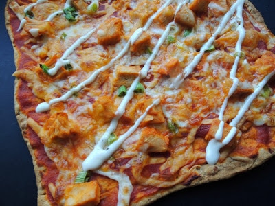 buffalo-chicken-lavash-pizza