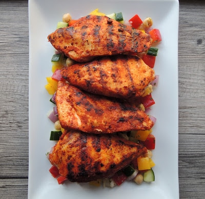 paprika-chicken-with-mediterranean-chopped-salad