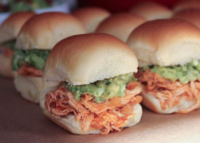 spicy-pulled-chicken-sliders-with-bacon-queso-guacamole-11