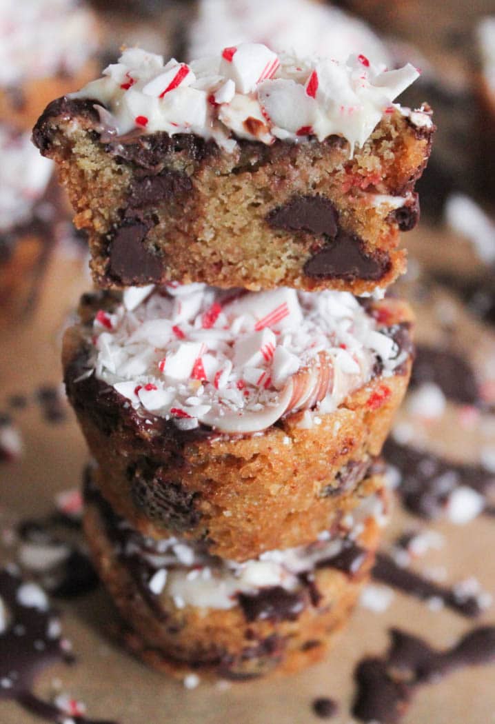 peppermint-chocolate-chip-blondie-bites-6