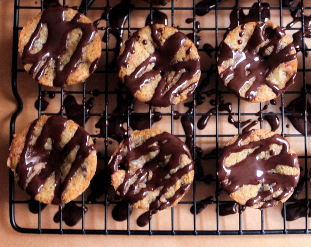 peppermint-chocolate-chip-blondie-bites-step-12