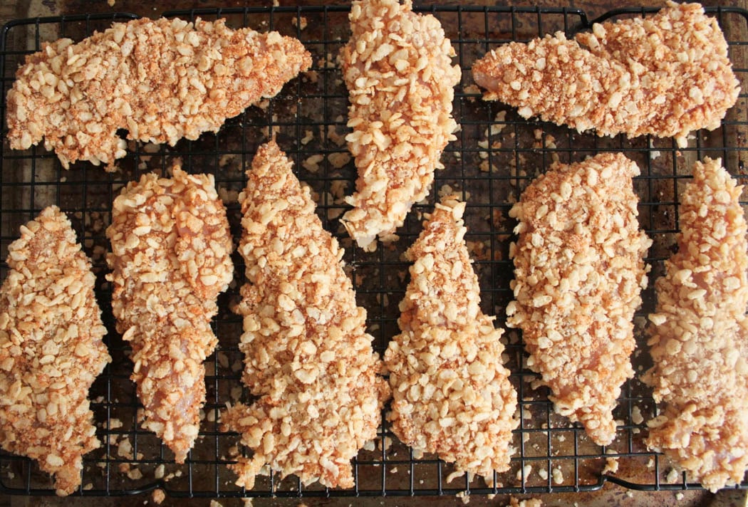 gluten-free-crispy-baked-chicken-fingers-with-sriracha-honey-mustard-step-7