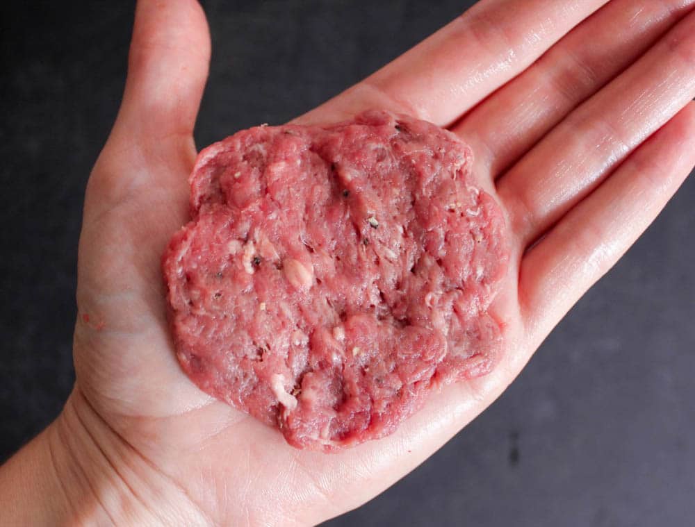 Bacon-and-smoked-cheddar-stuffed-cheeseburger-sliders-with-jalapeno-relish-step-5