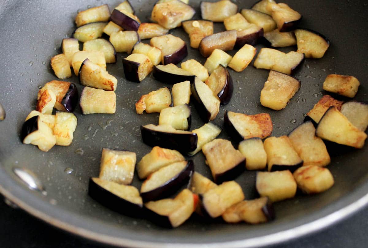 Ratatouille-Tartines-with-burrata-and-honey-balsamic-drizzle-step-4