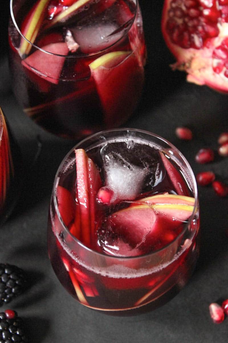 autumn-sangria-with-apples-pomegranate-blackberries-4