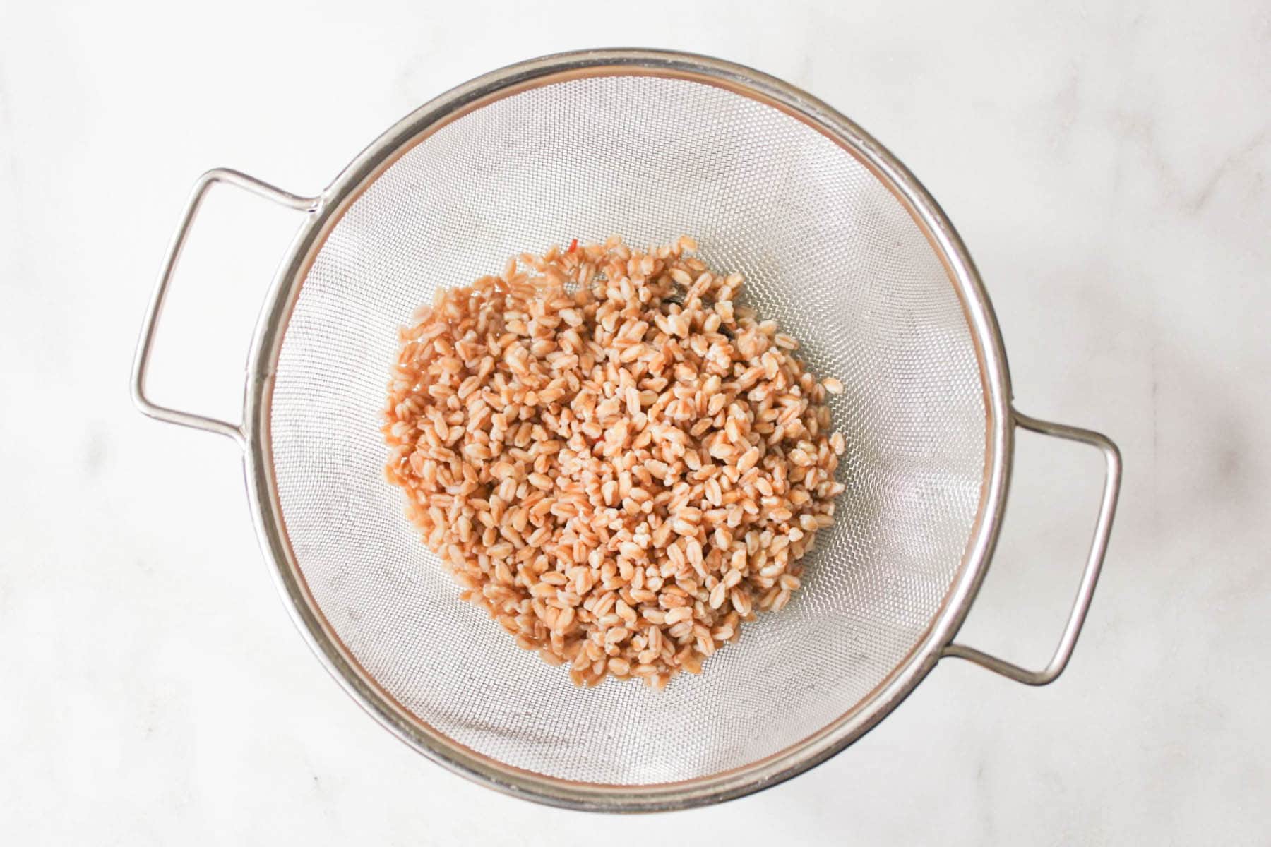 Arugula-and-Farro-Salad-with-Cherries-and-Goat-Cheese-Step-1