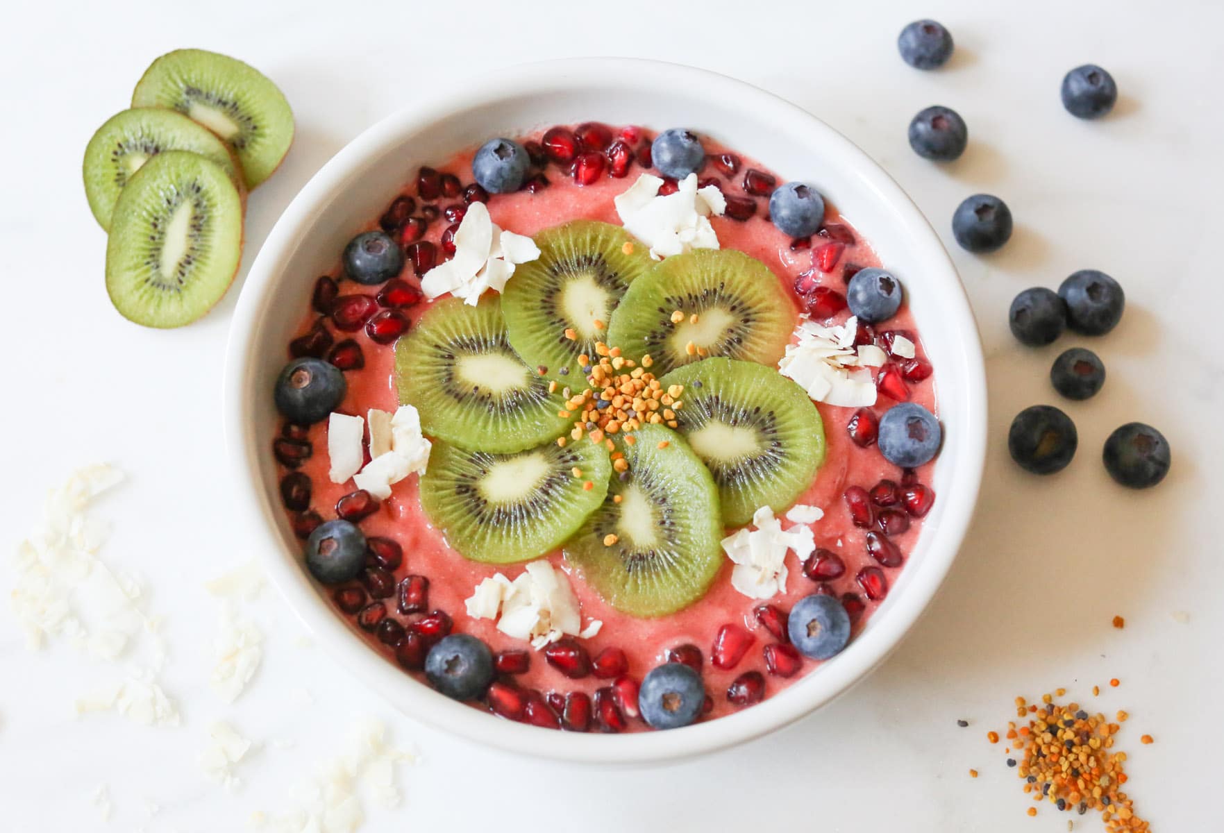 Strawberry-Mango-Kombucha-Smoothie-Bowl-6
