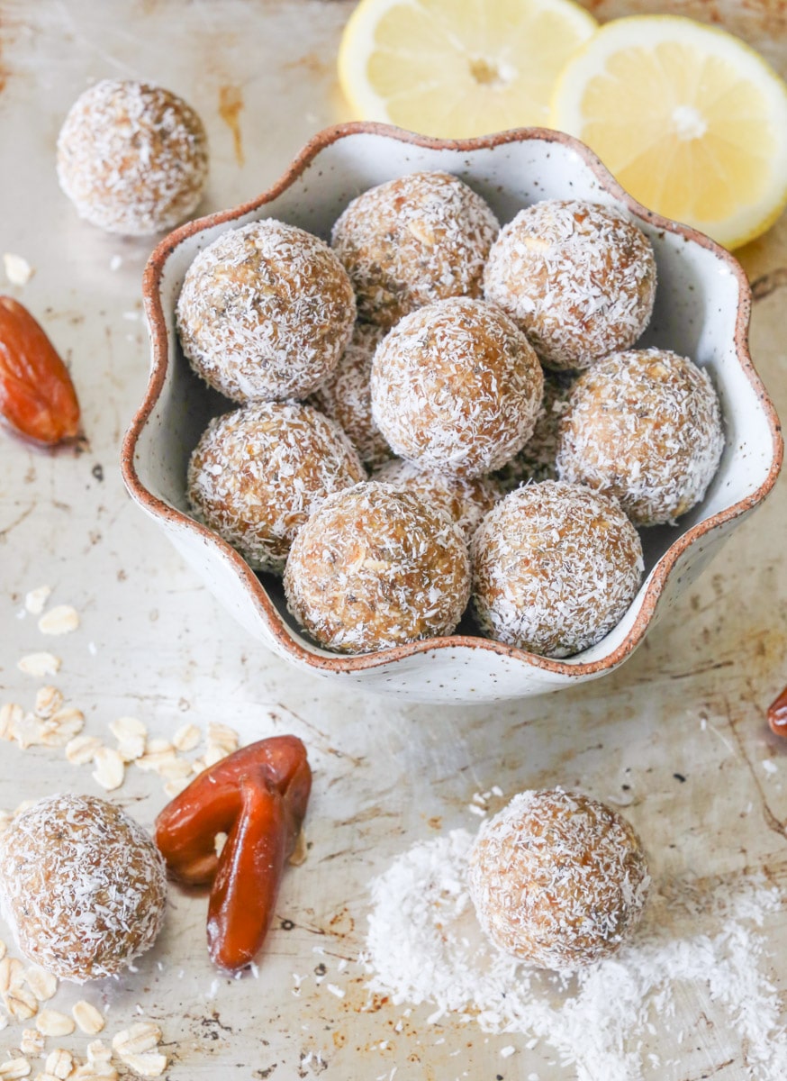 Vegan-Lemon-Coconut-Energy-Bites